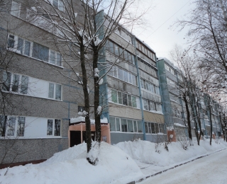 Двухкомнатная квартира в Череповце по адресу Олимпийская ул.  41, 49.9кв.м.