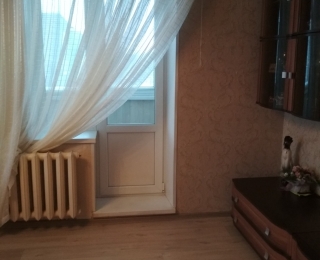 Трехкомнатная квартира в Череповце по адресу Победы проспект 185, 64.8кв.м.